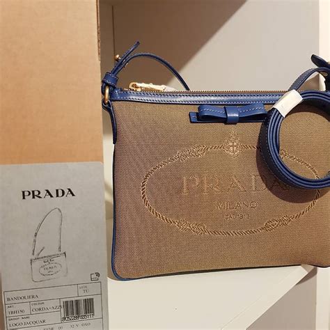 borsetto prada con fiocco|Prada Livermore.